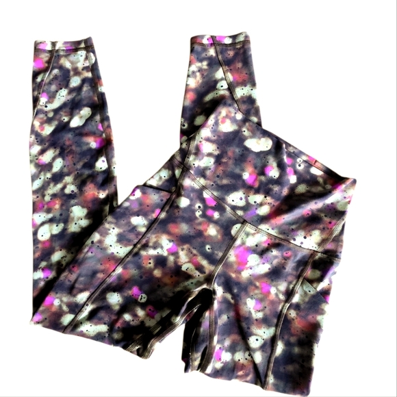 Lululemon Align High-Rise Pant 25" Soft Focus Splatter Green Multi Size 2 - Picture 9 of 14